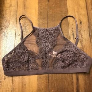 Victoria’s Secret Lace Bralette Size Medium
